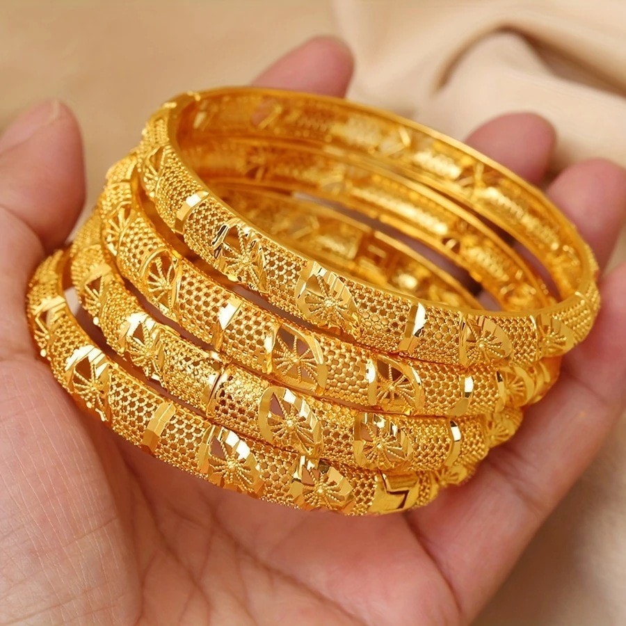 Dubai-Style Bracelet, image 1 of 6