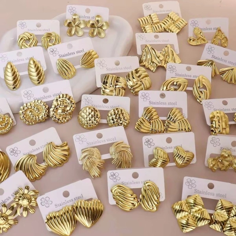 Gold-Plated Flower & Heart Stud Earrings, image 1 of 1