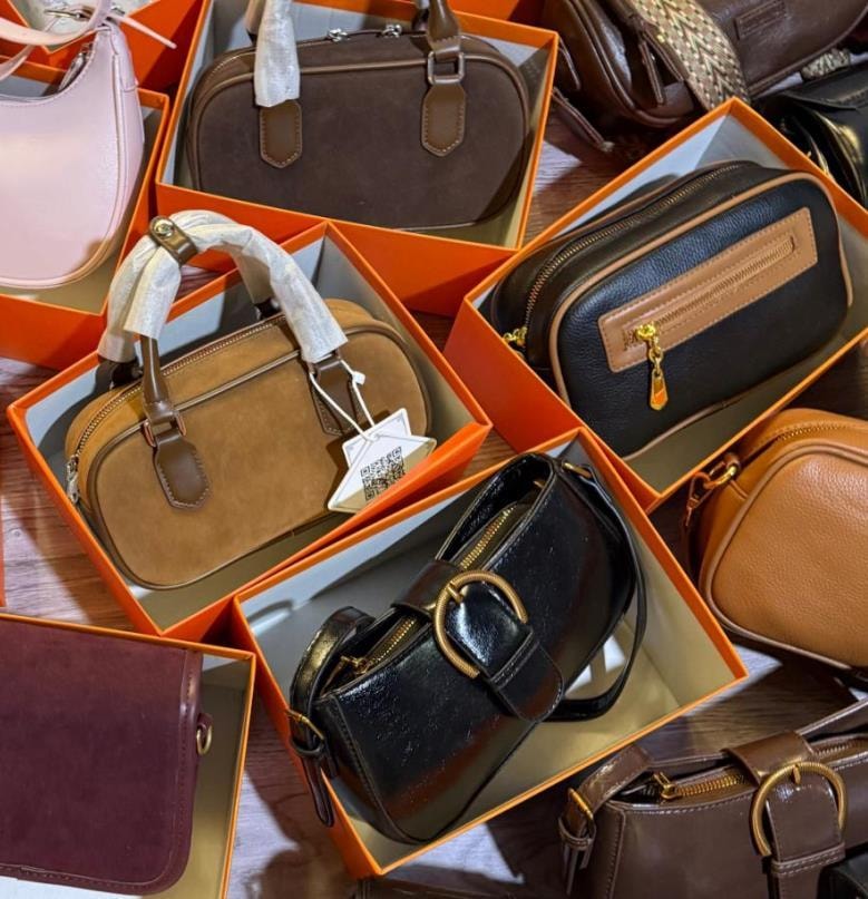 Handbag, image 1 of 6