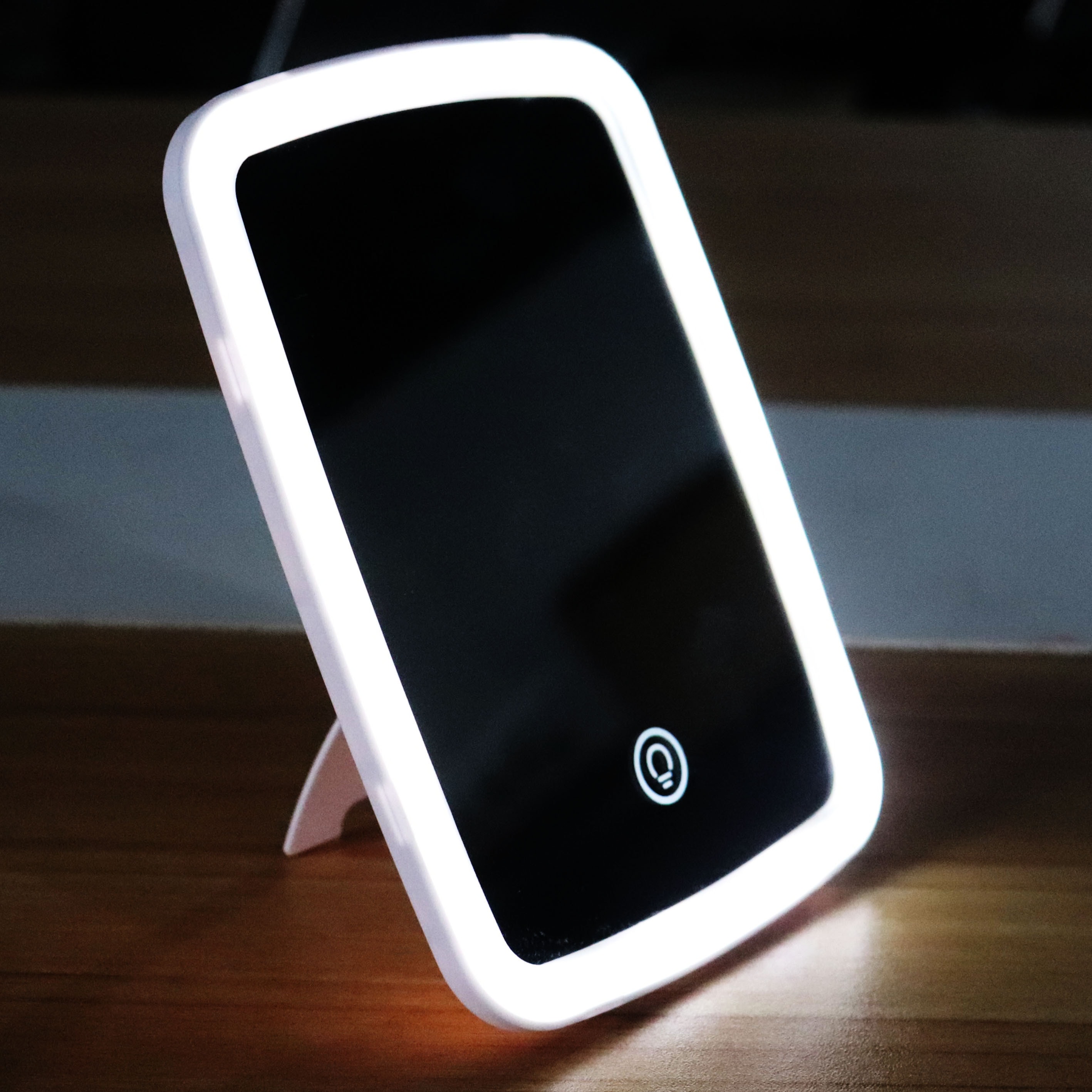 Rechargeable LED Makeup Mirror, image 1 of 6