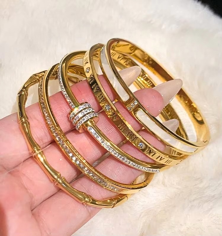Stainless Steel Waterproof Bracelet, image 1 of 6